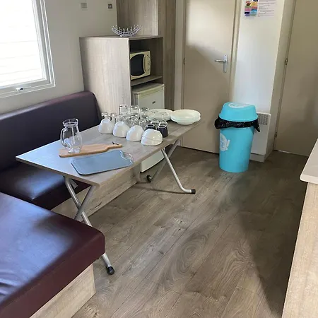 Parque de Campismo Val Saint Jean Mauriac (Cantal)