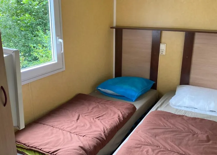 Val Saint Jean Кемпинг Морьяк